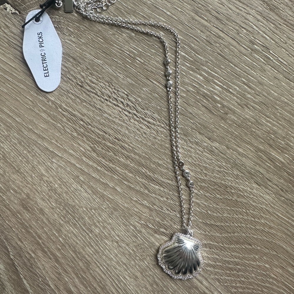 Electric Picks Silver Shell Pendant Necklace